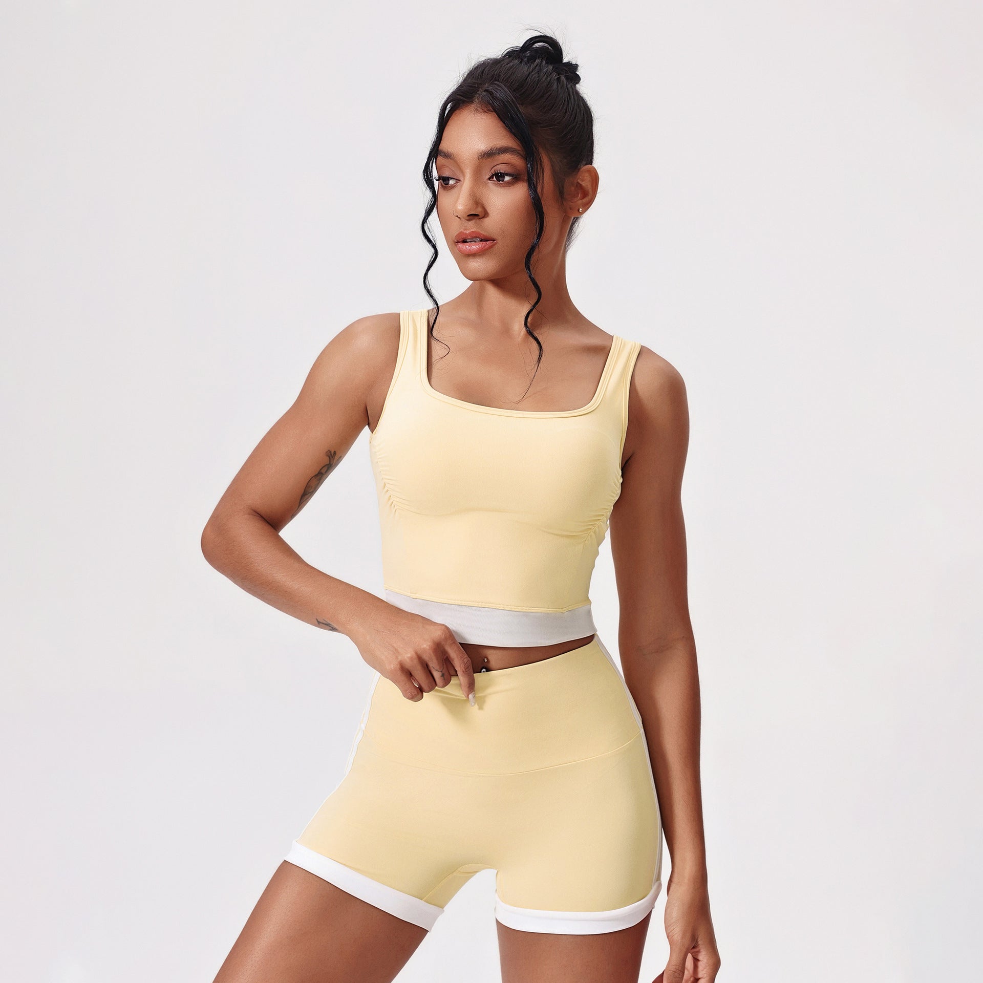 NudeFeel Sculpt Yoga Set Seamless Vest & Shorts Activewear
