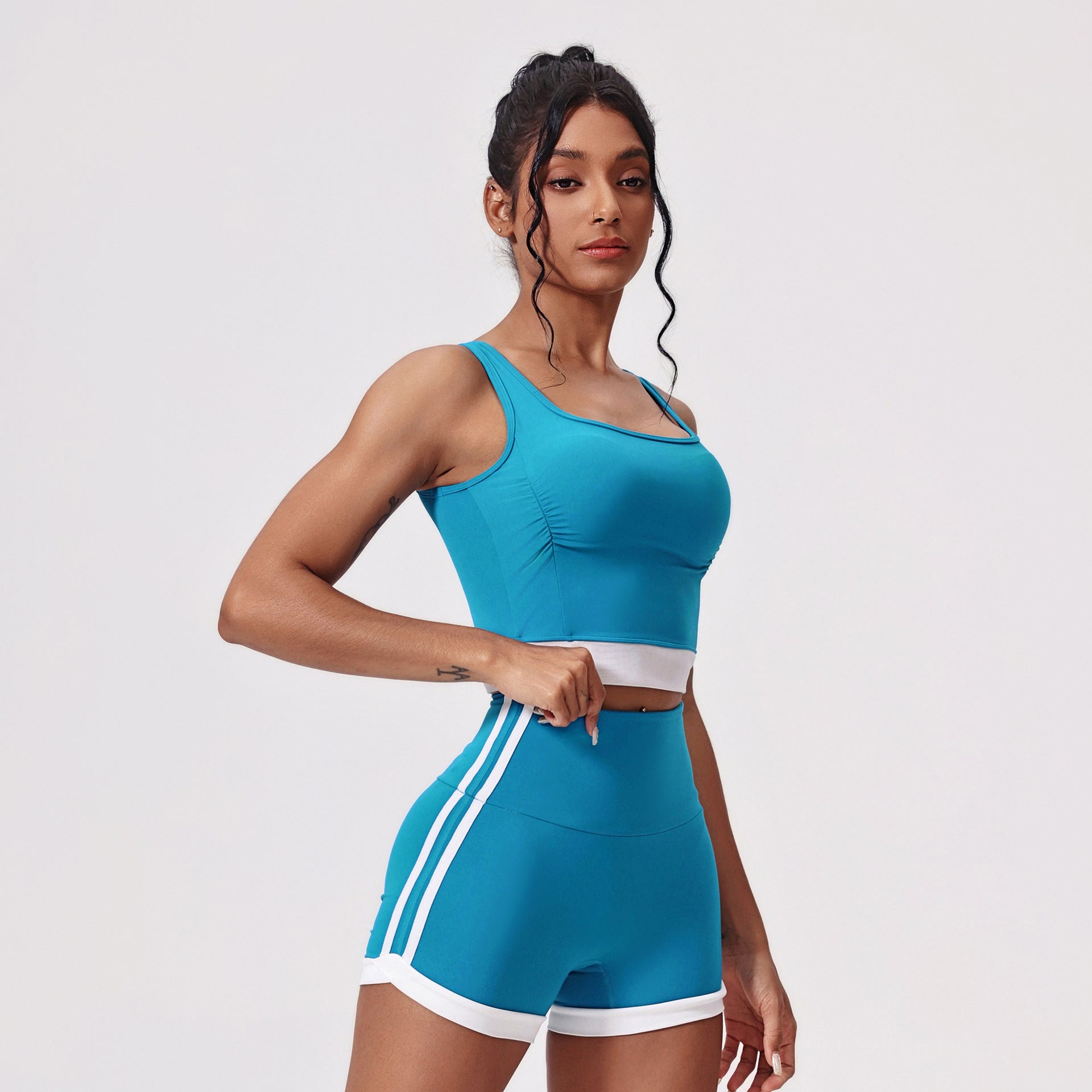 NudeFeel Sculpt Yoga Set Seamless Vest & Shorts Activewear